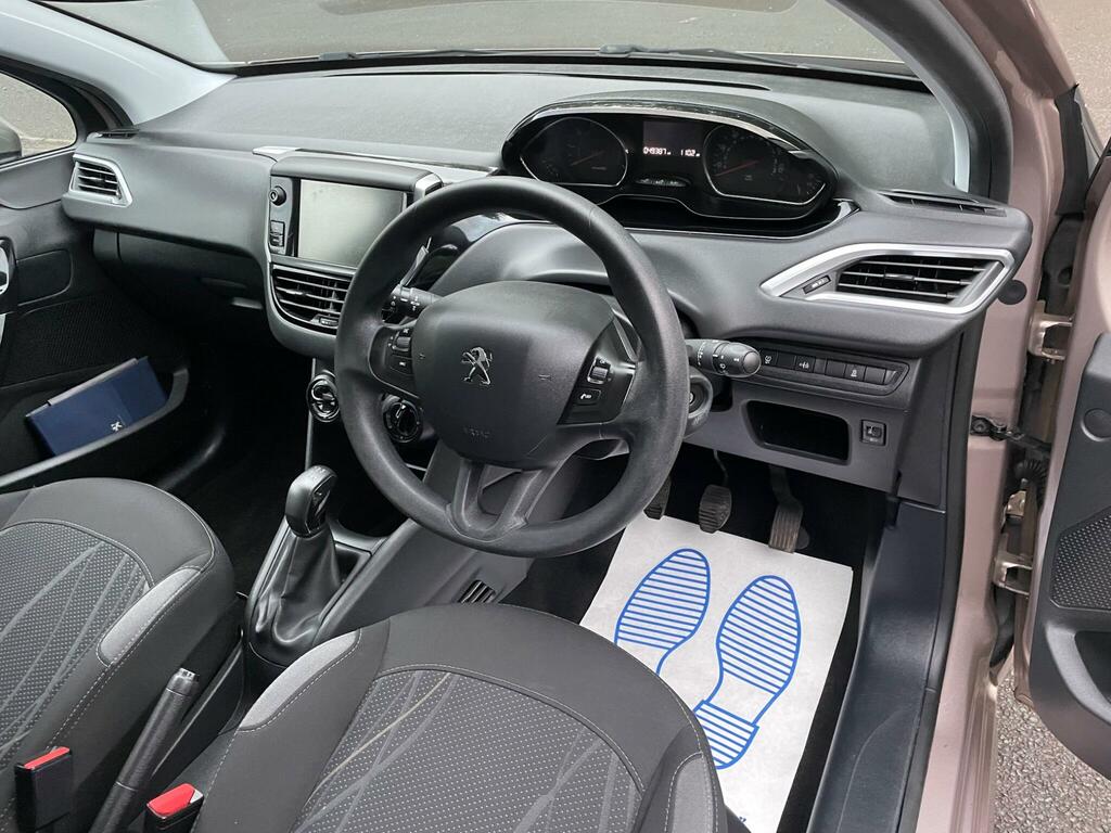 Peugeot 208 Active Grey #15