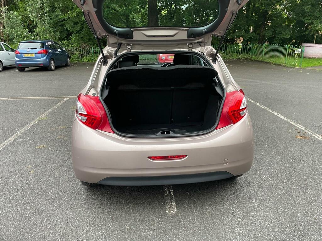 Peugeot 208 Active Grey #13