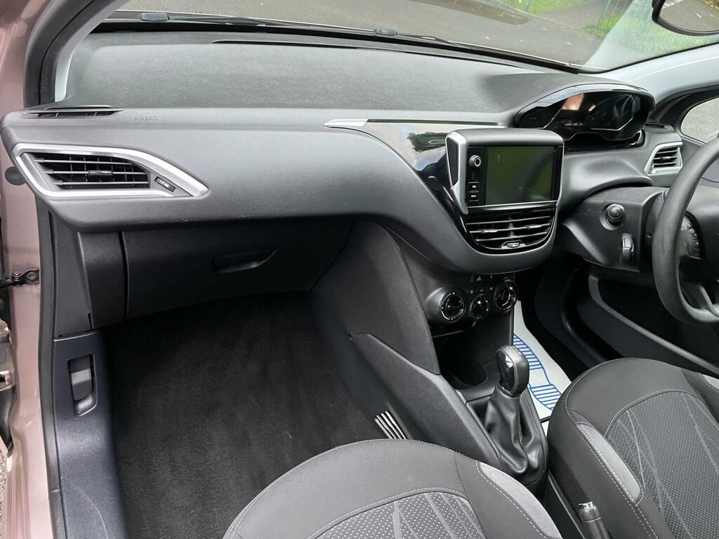 Peugeot 208 Active Grey #17