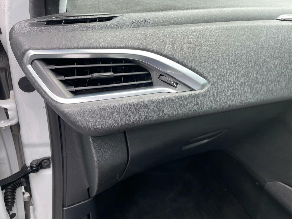 Peugeot 208 Active Grey #36