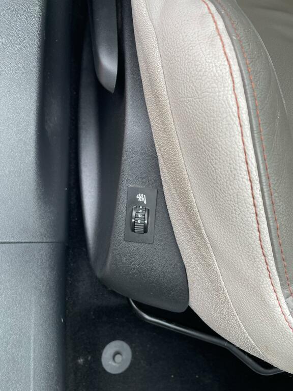 Peugeot 208 Active Grey #15