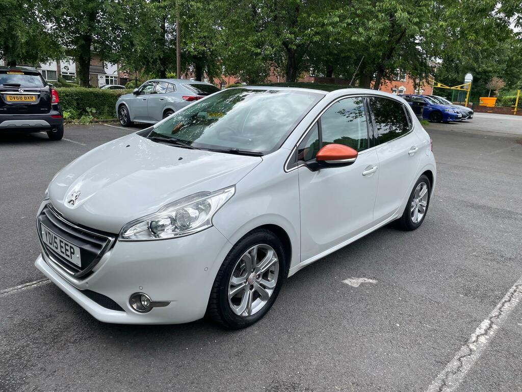 Peugeot 208 Roland Garros White #5