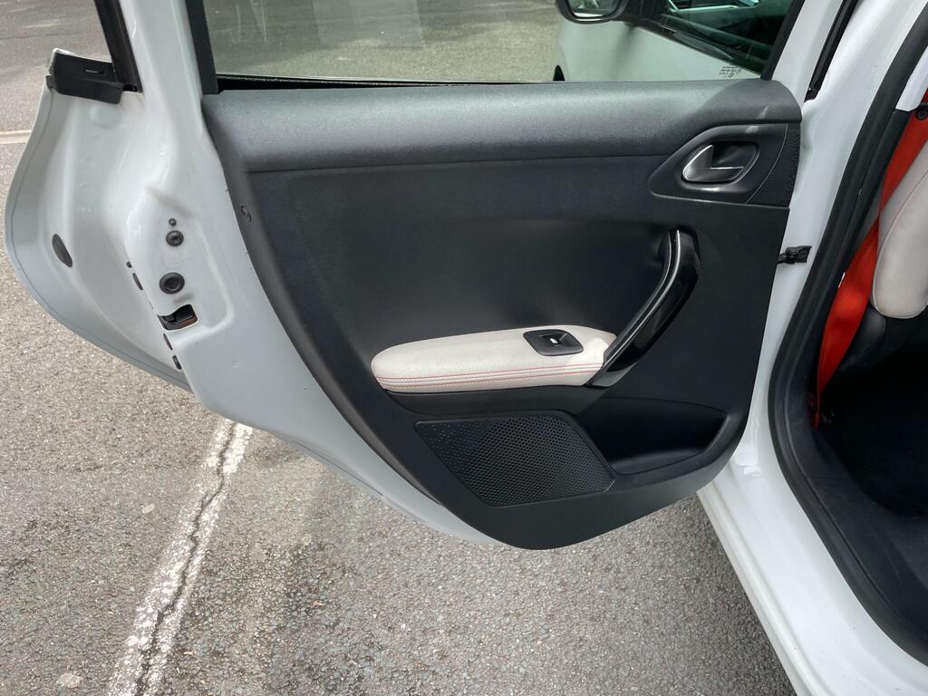 Peugeot 208 Active Grey #40