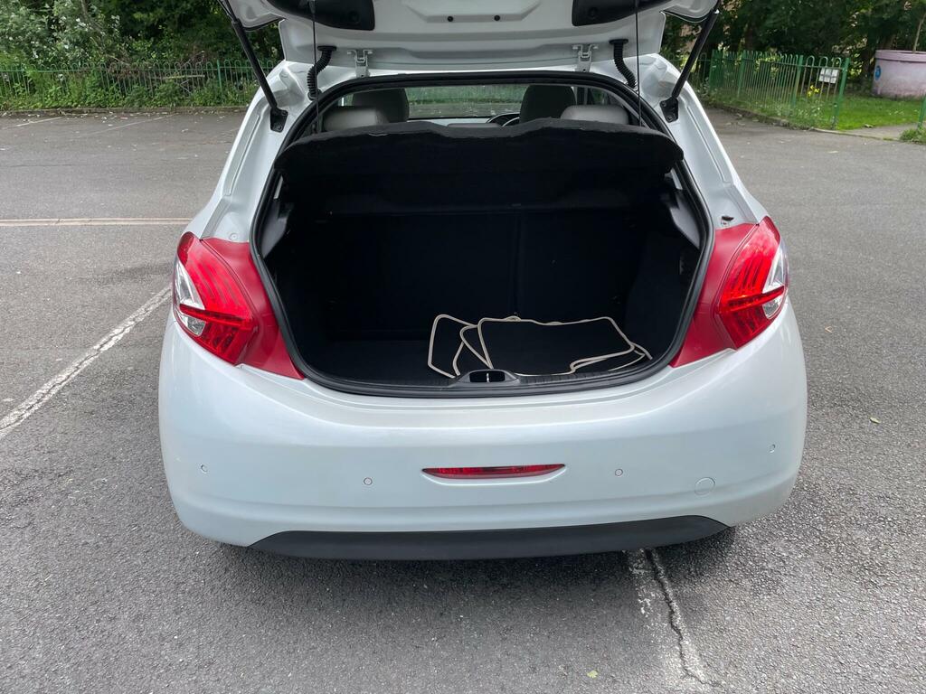Peugeot 208 Active Grey #13