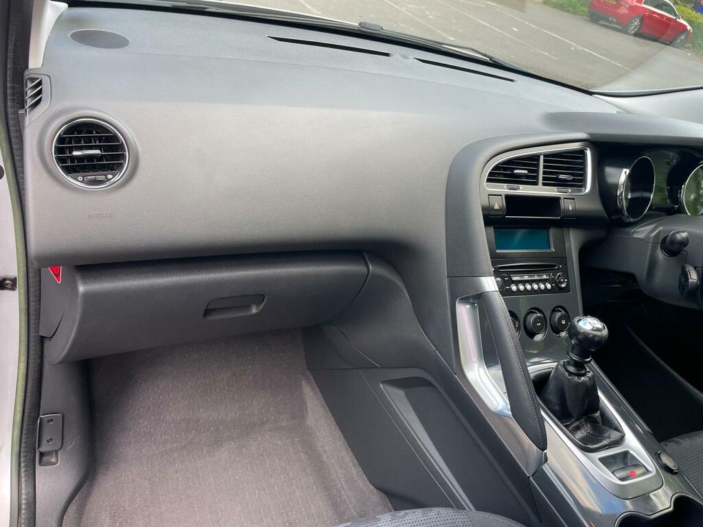 Peugeot 3008 E-hdi Active Grey #21