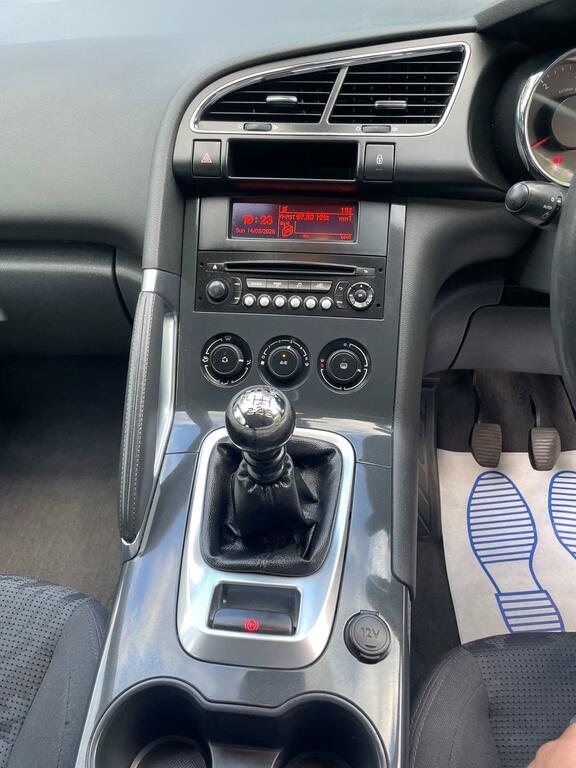Peugeot 3008 E-hdi Active Grey #27