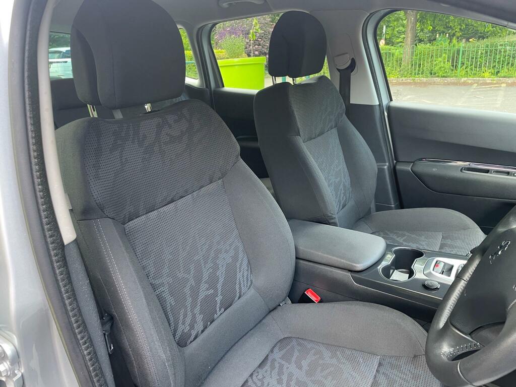 Peugeot 3008 E-hdi Active Grey #18