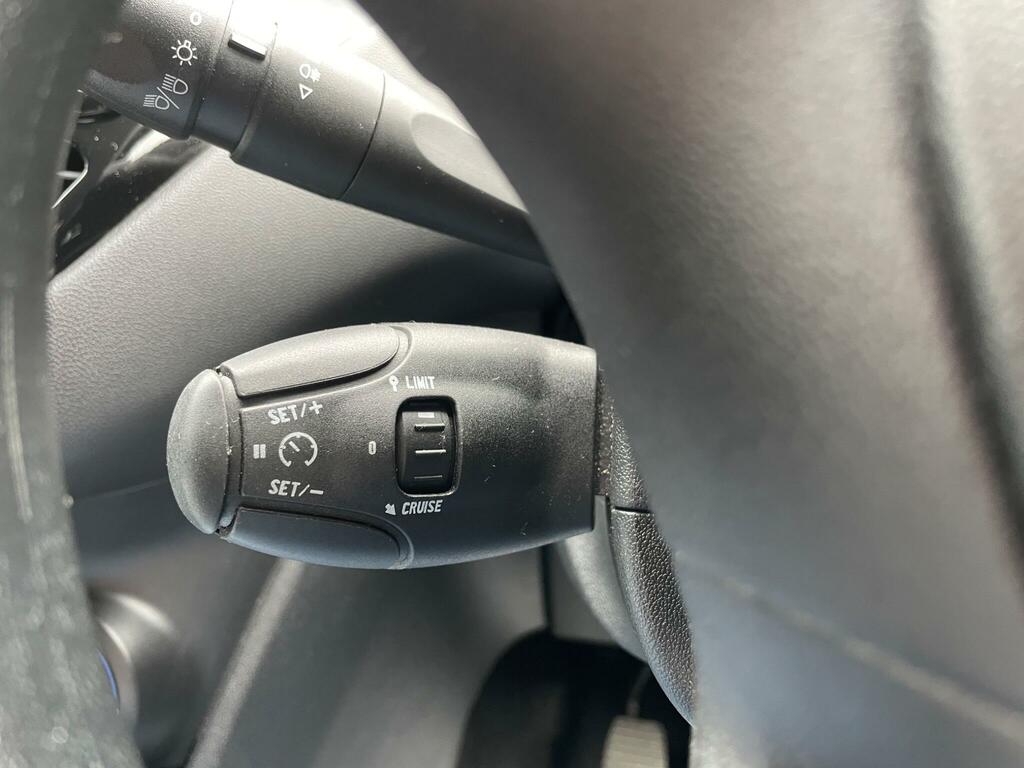 Peugeot 208 1.4 Hdi Active Blue #24