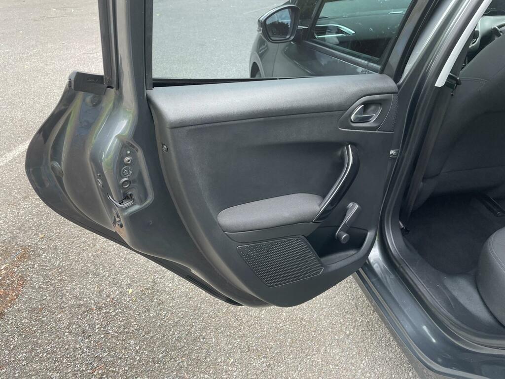 Peugeot 208 1.4 Hdi Active Blue #30