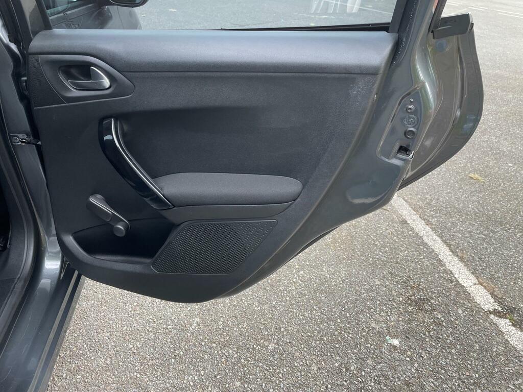 Peugeot 208 1.4 Hdi Active Blue #28