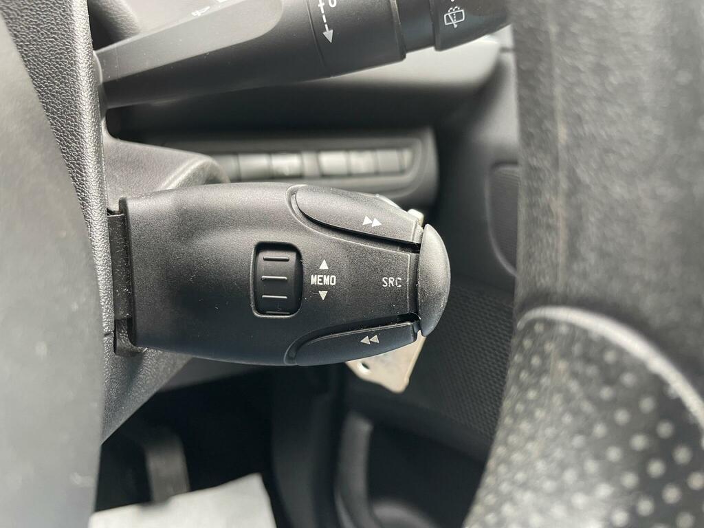 Peugeot 208 1.4 Hdi Active Blue #25