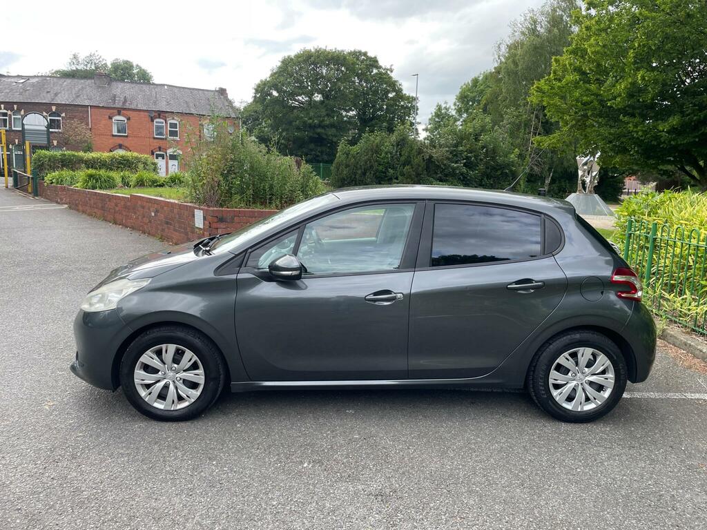 Peugeot 208 1.4 Hdi Active Blue #9