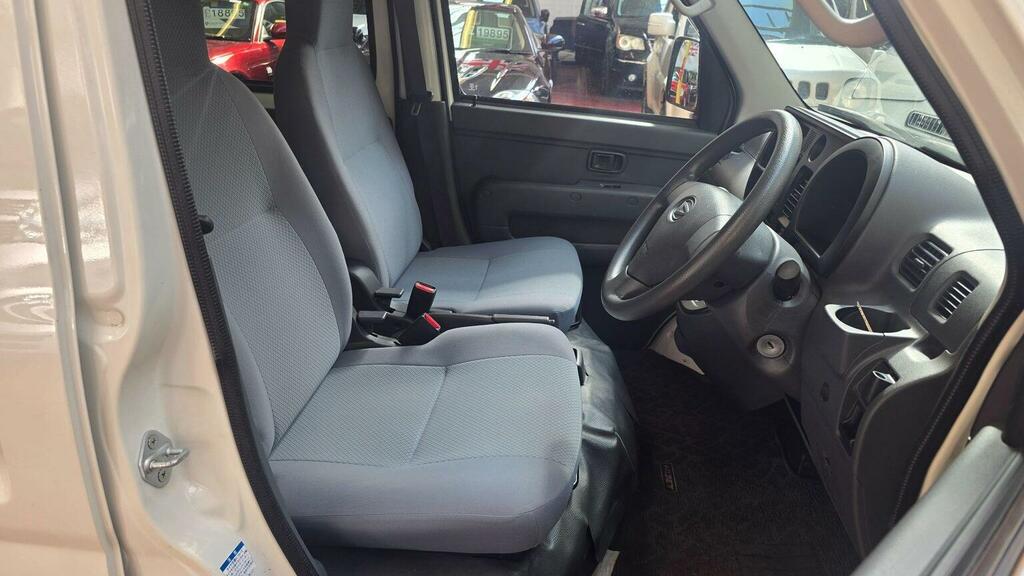 Daihatsu HiJet Mpv 650Cc 4Wd Mobility Ramp Ulez Free 20166 White #6