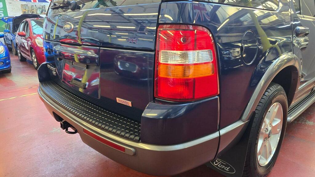 Ford Explorer Suv 4.0 Xlt 7 Seats Low Mileage 2005 Black #34