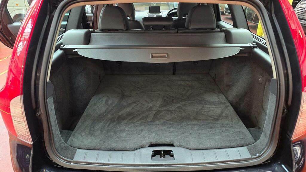 Volvo V50 Diesel Silver #17