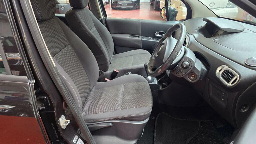 Renault Grand Modus 1.5 Dci Dynamique Quickshift Euro 4 Black #2