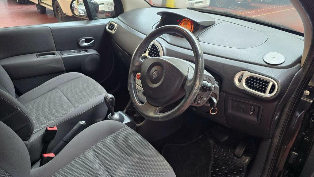 Renault Grand Modus 1.5 Dci Dynamique Quickshift Euro 4 Black #4