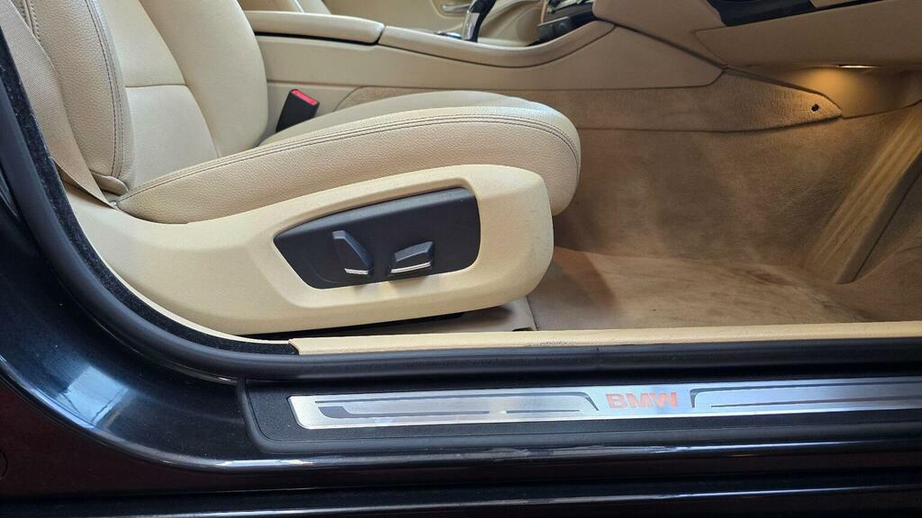 BMW 5 Series 3.0 530D M Sport White #27