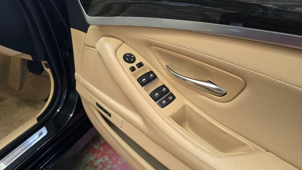 BMW 5 Series 3.0 530D M Sport White #29