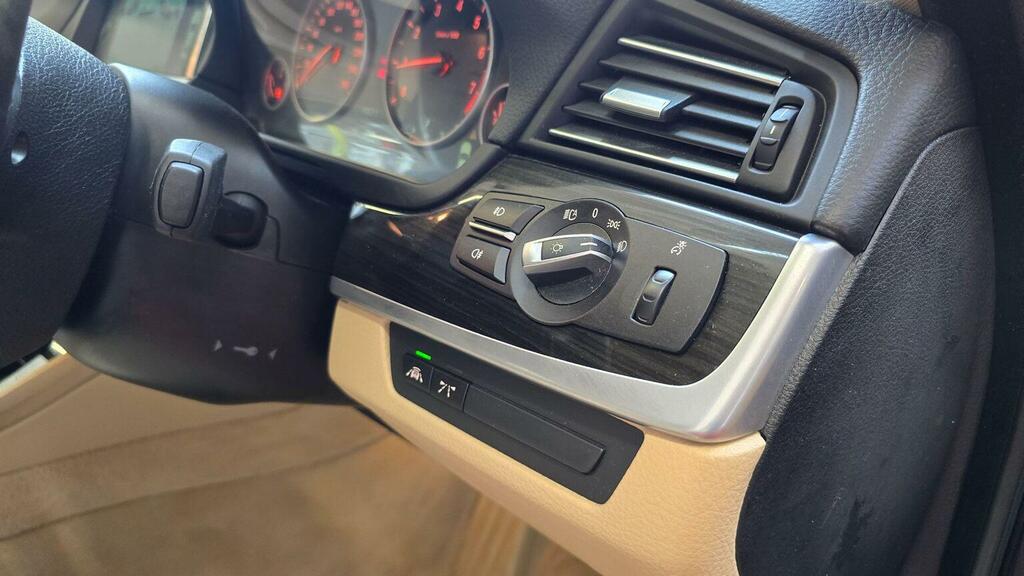 BMW 5 Series 3.0 530D M Sport White #17