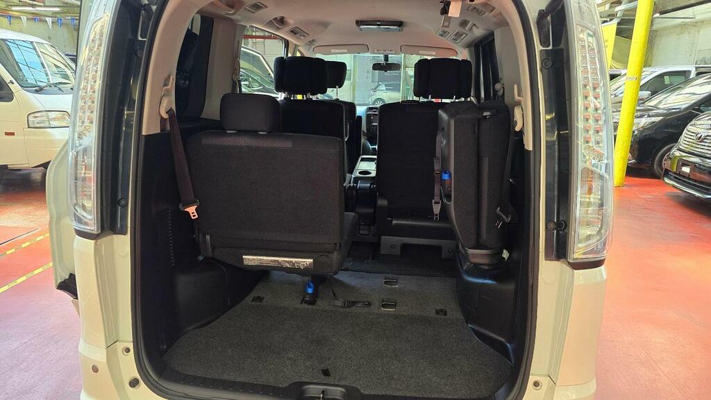 Nissan Serena Blue #20