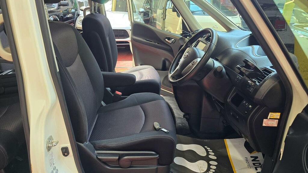 Nissan Serena Blue #5
