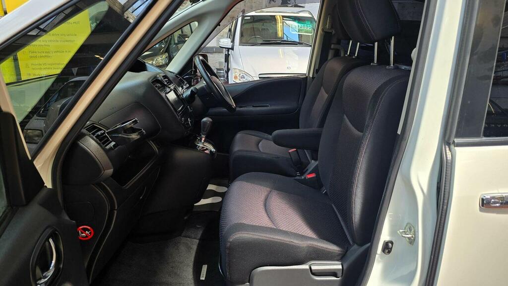 Nissan Serena Blue #12
