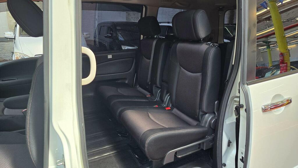 Nissan Serena Blue #15