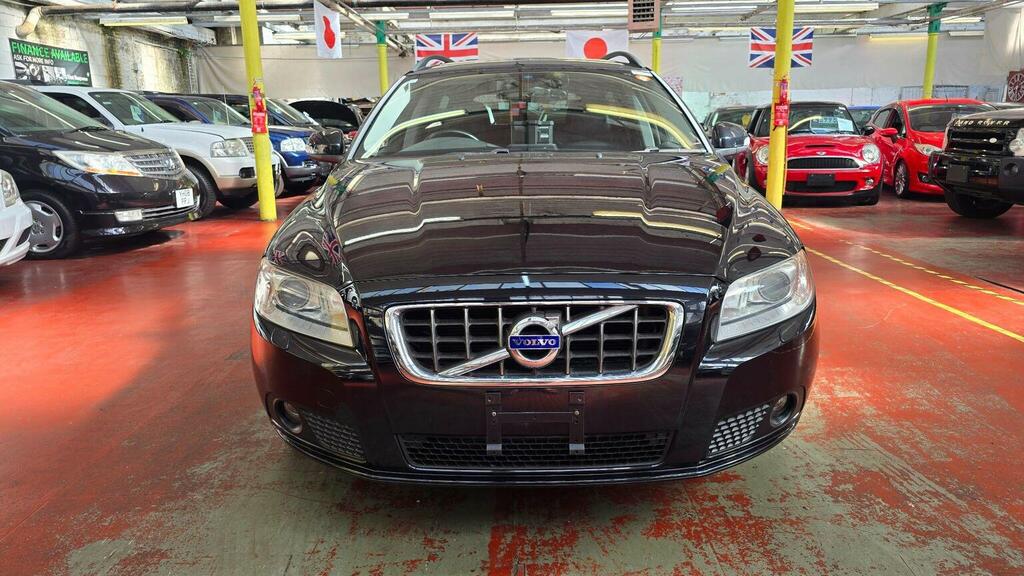 Volvo V70 2.0 D Se 136 Bhp Black #23