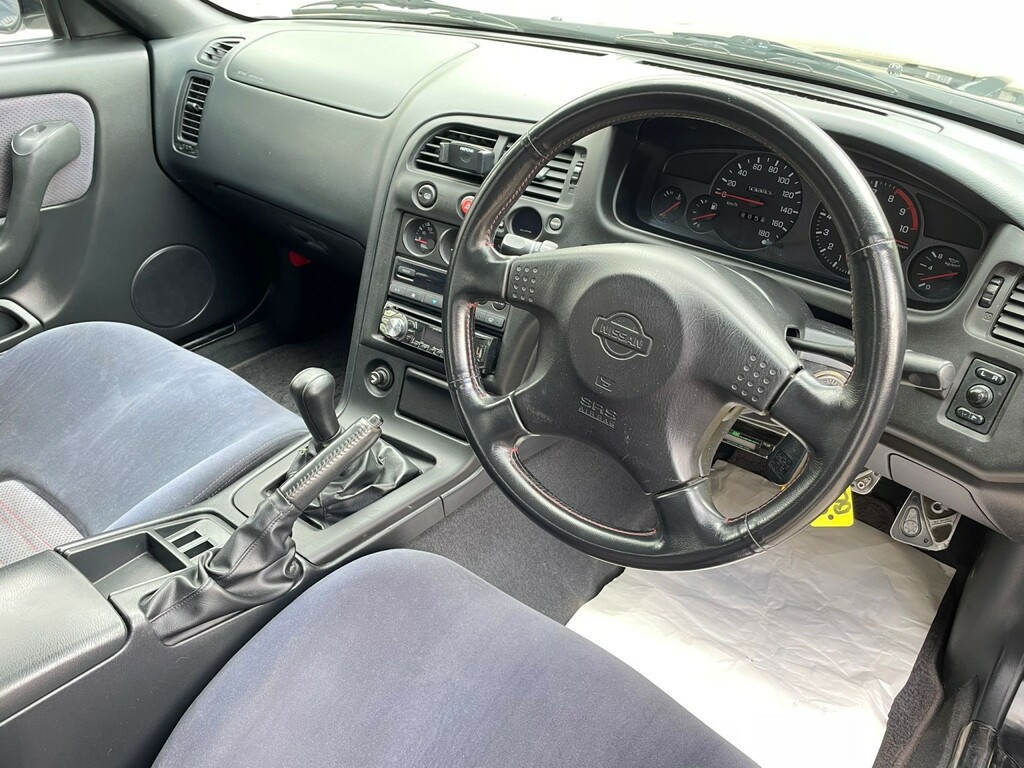 Nissan GT-R R33 V-spec Series Silver #62