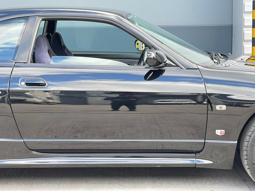 Nissan GT-R R33 V-spec Series Silver #23