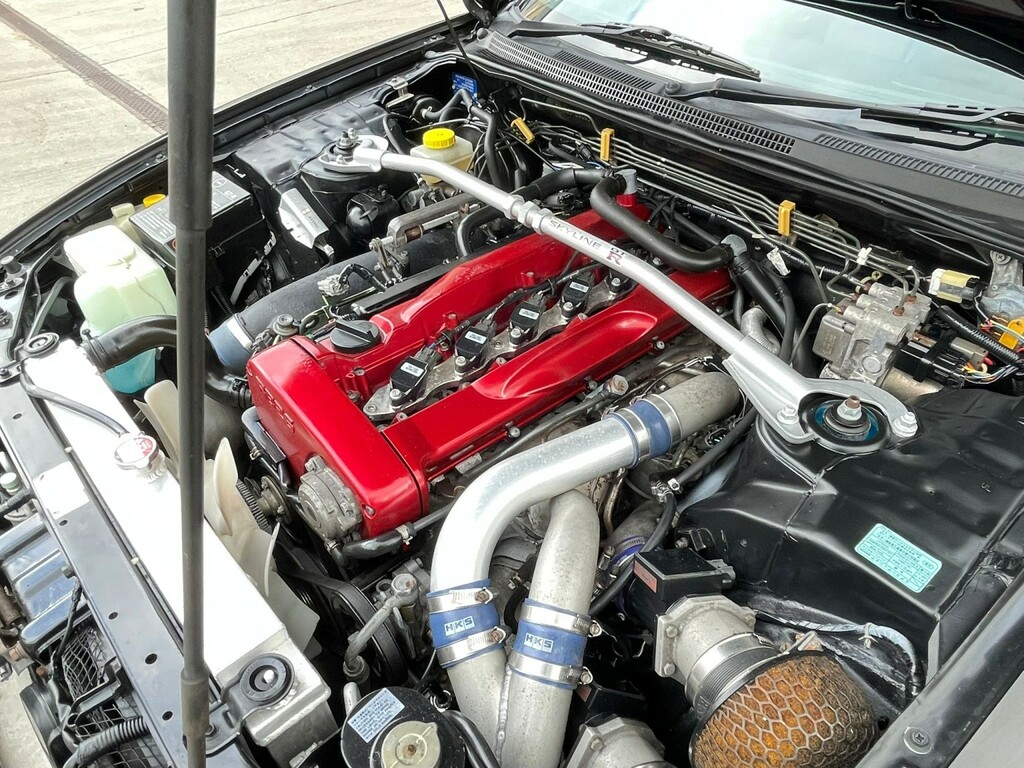 Nissan GT-R R33 V-spec Series Silver #75