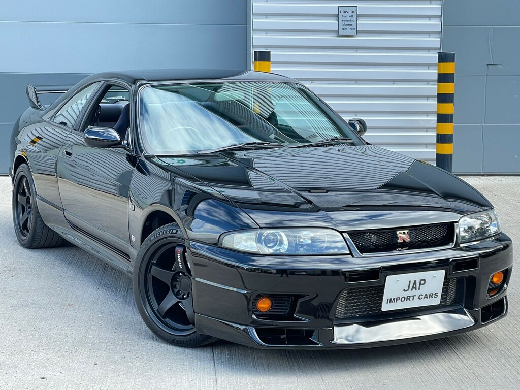 Nissan GT-R Limited Edition V-spec Black