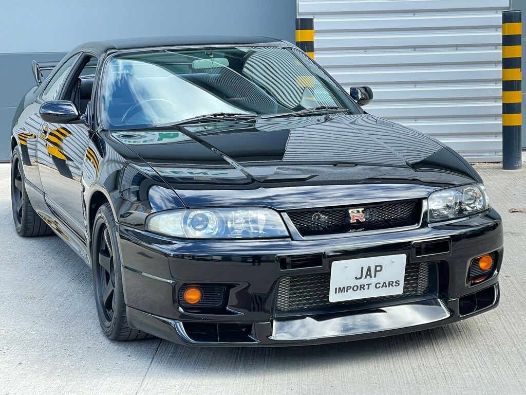 Nissan GT-R R33 V-spec Series Silver #7