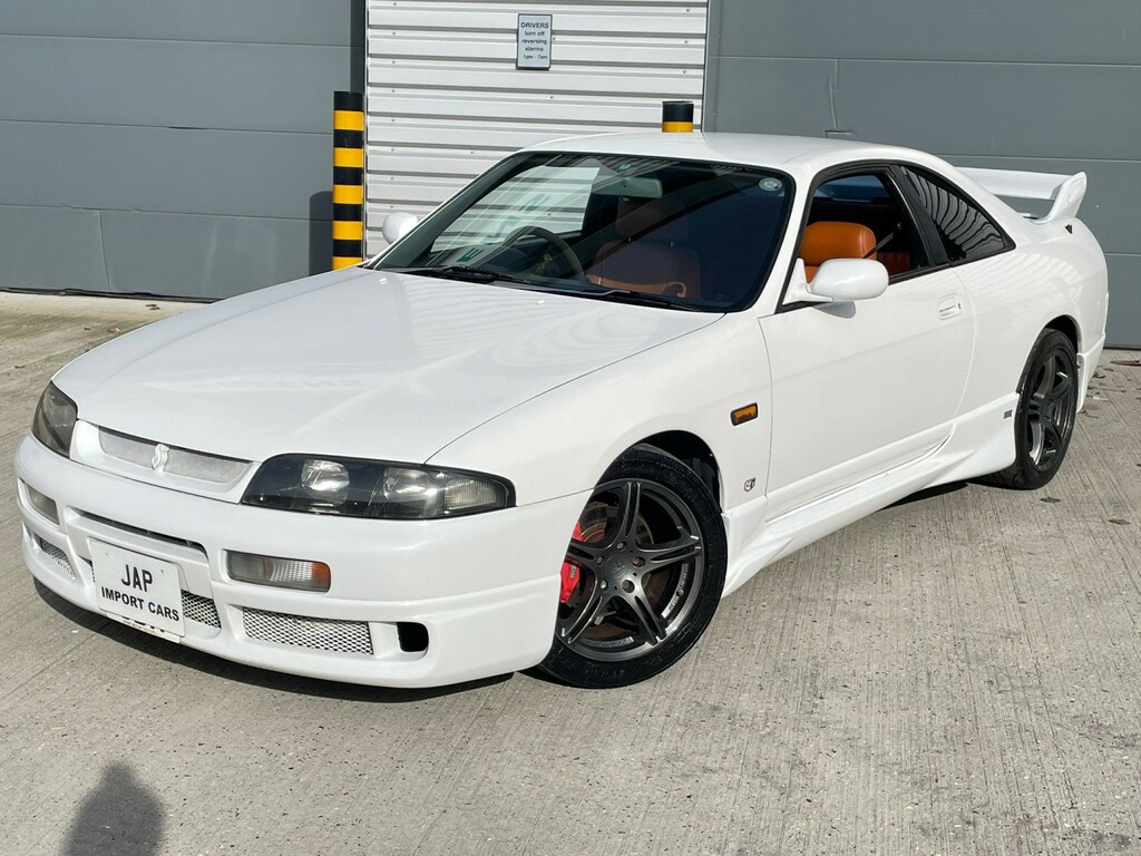 Nissan Skyline Gtst R33 2.5 Turbo White #2