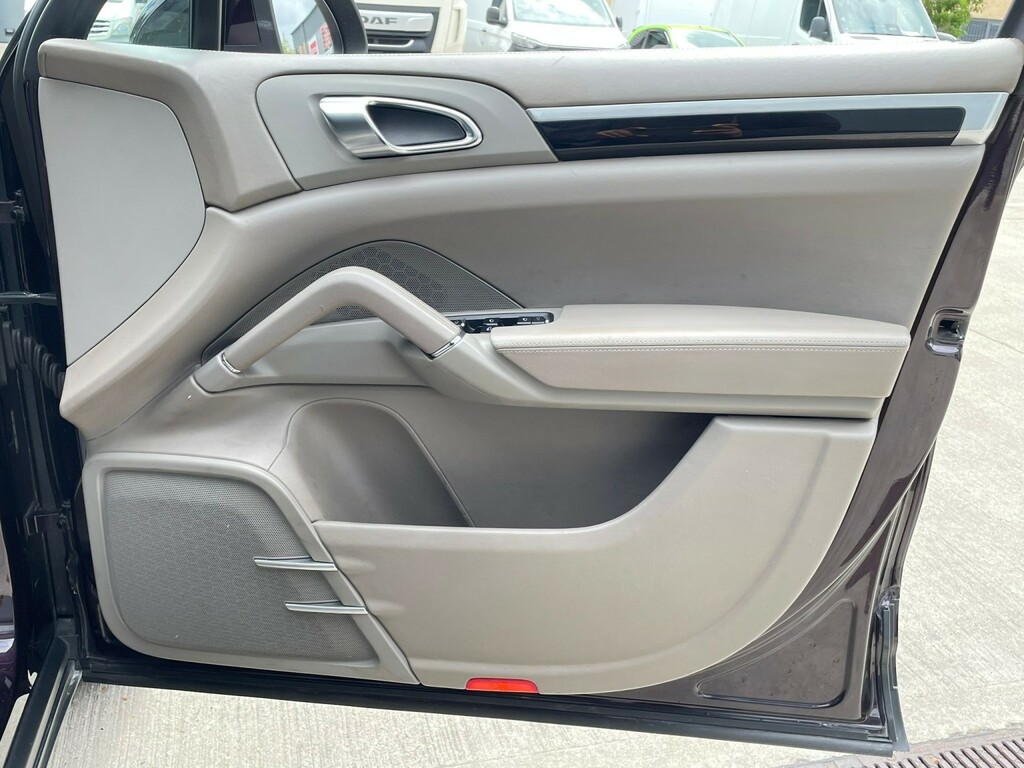 Porsche Cayenne D V6 Tiptronic S Grey #36