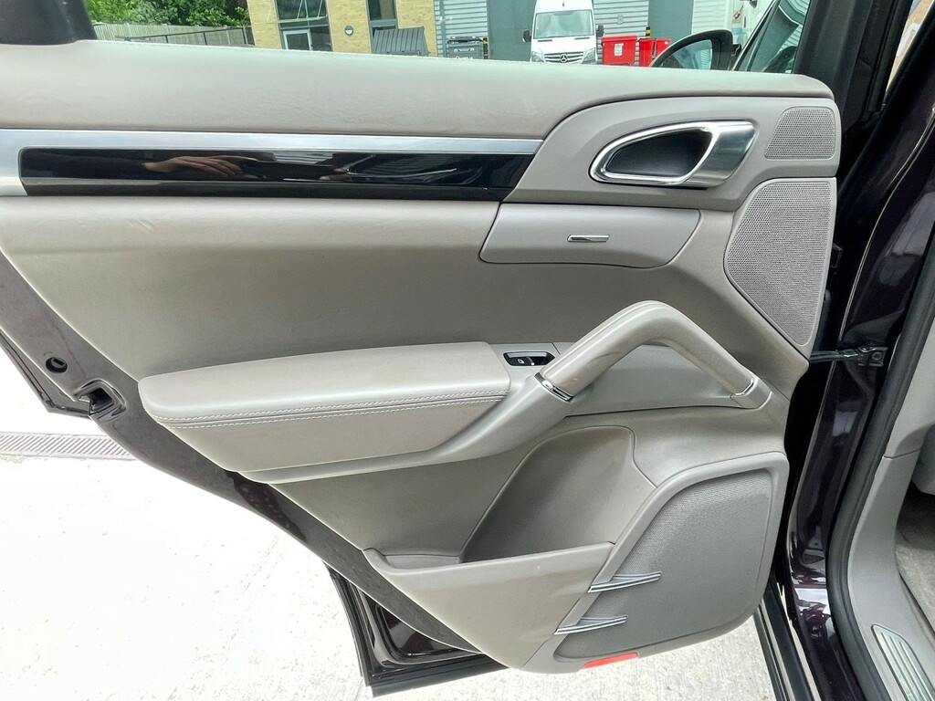 Porsche Cayenne D V6 Tiptronic S Grey #52