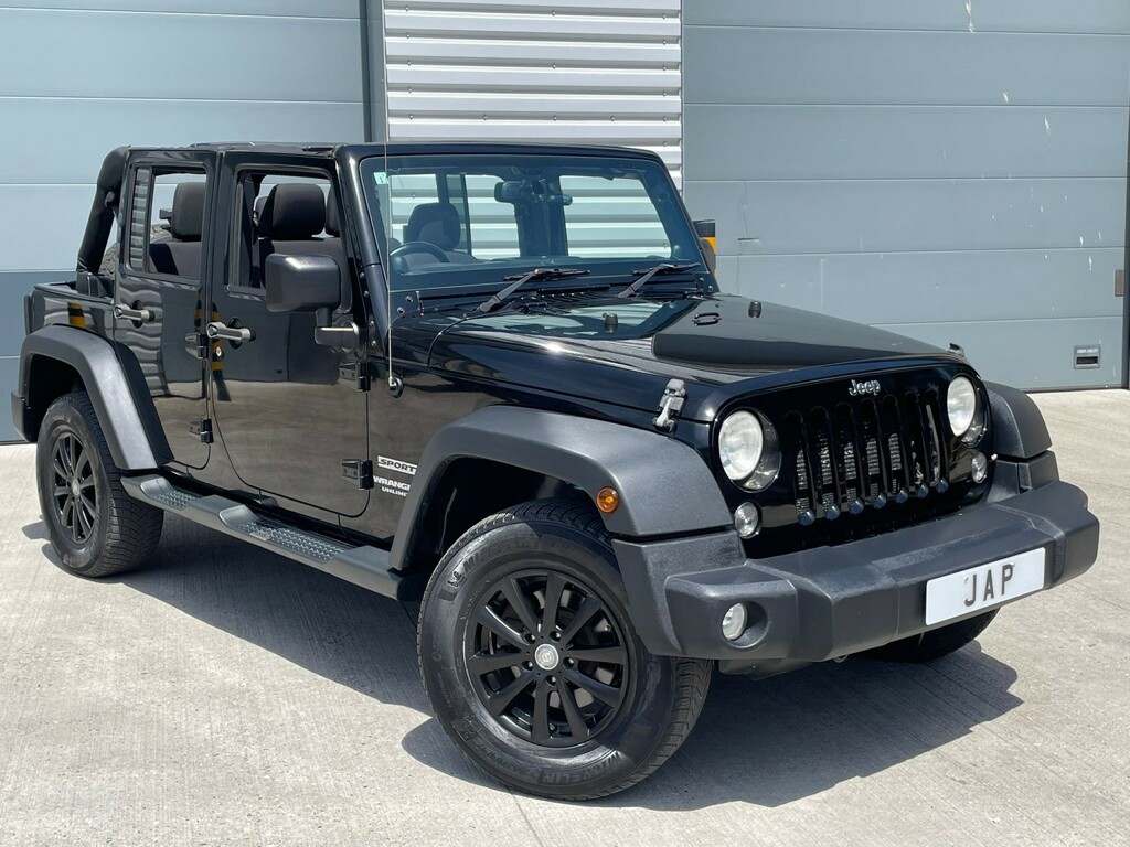 Jeep Wrangler 2L Sahara Black #13