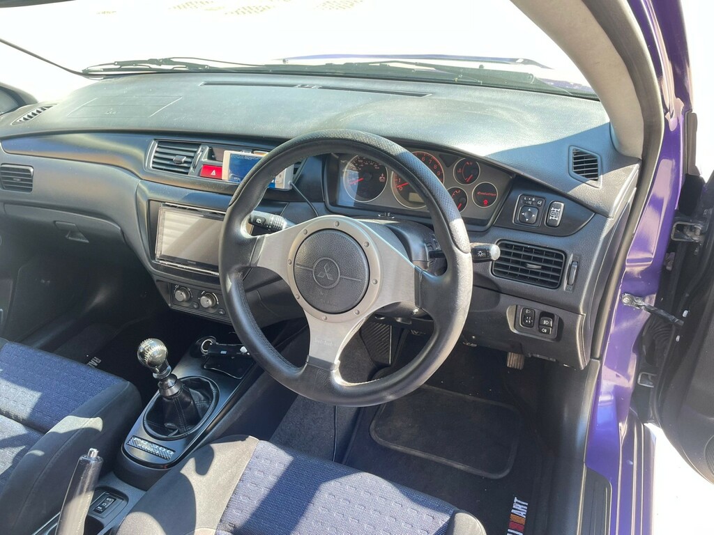 Mitsubishi Lancer Evolution VII - X Purple #52