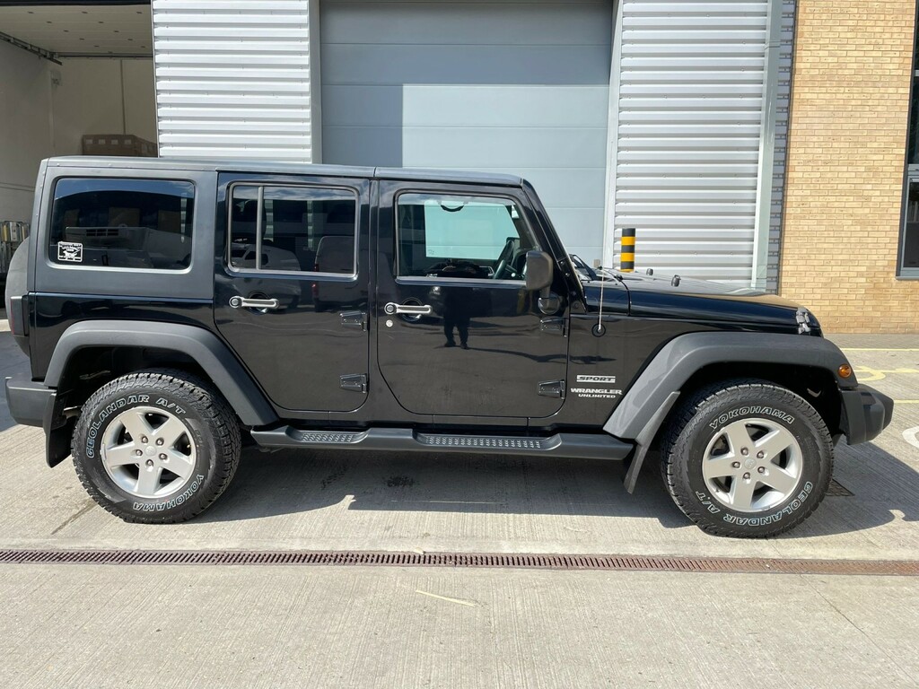 Jeep Wrangler Convertible White #10