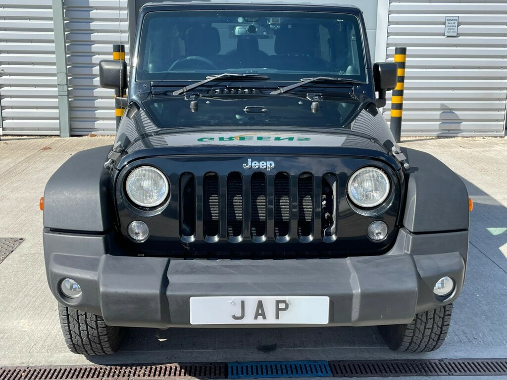Jeep Wrangler Convertible White #37