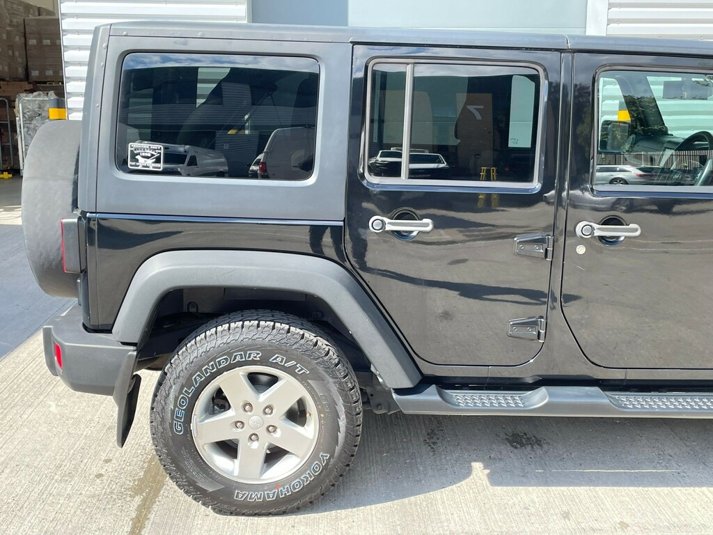 Jeep Wrangler Convertible White #14