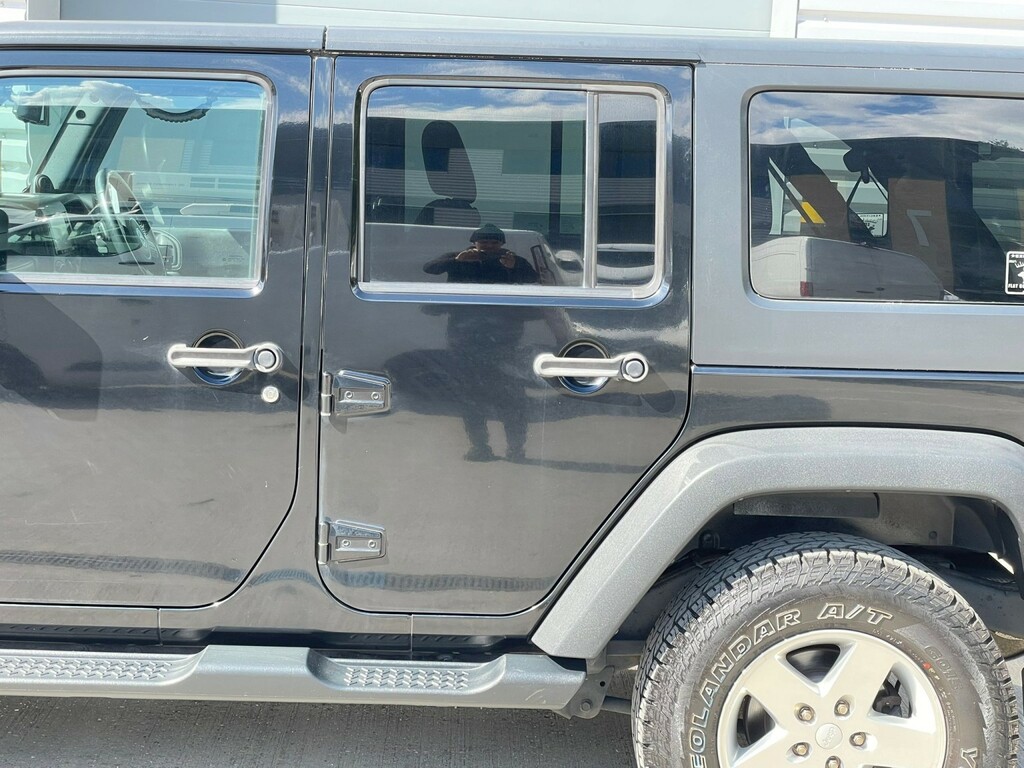 Jeep Wrangler Convertible White #25