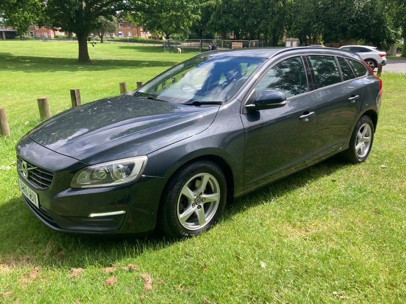 Volvo V60 2.4 D4 Lux Grey #18