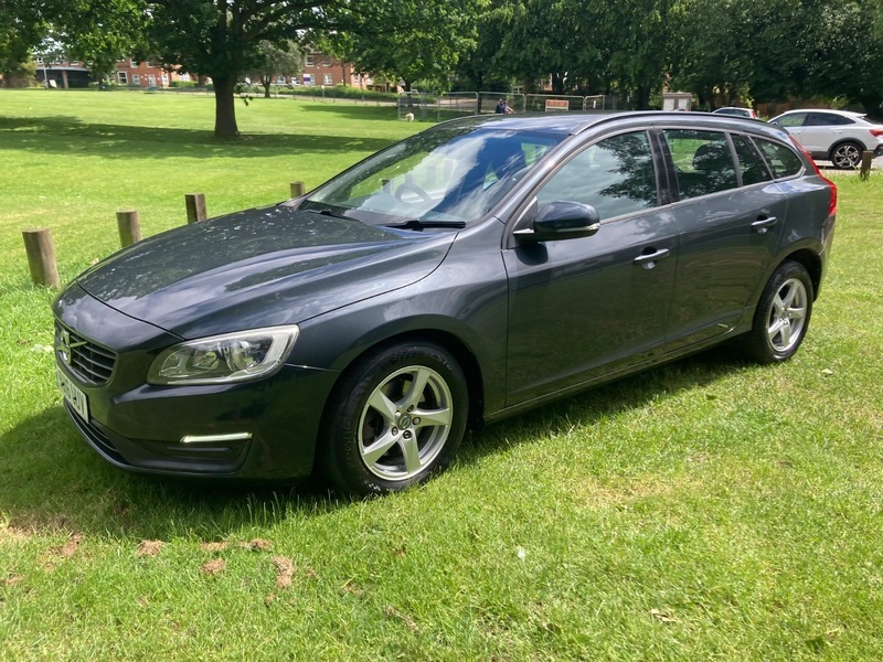 Volvo V60 2.4 D4 Lux Grey #19