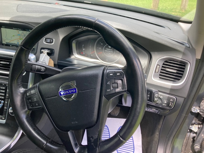 Volvo V60 2.4 D4 Lux Grey #72