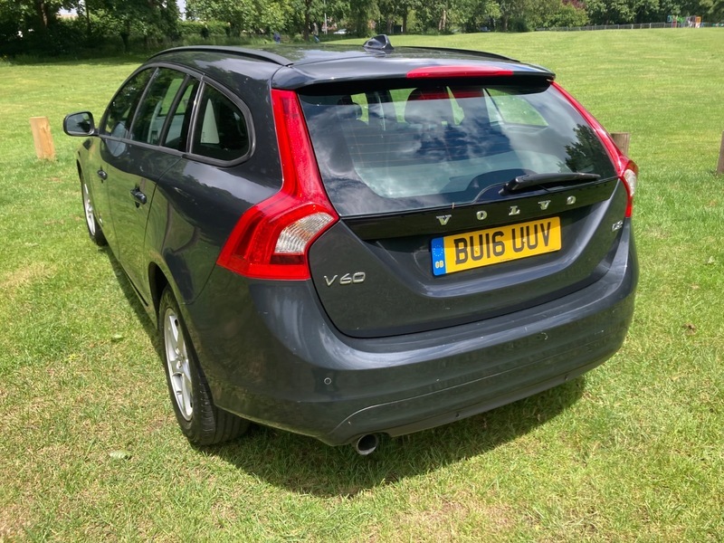 Volvo V60 2.4 D4 Lux Grey #32