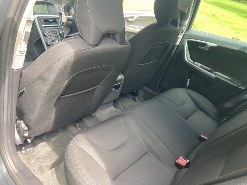 Volvo V60 2.4 D4 Lux Grey #16