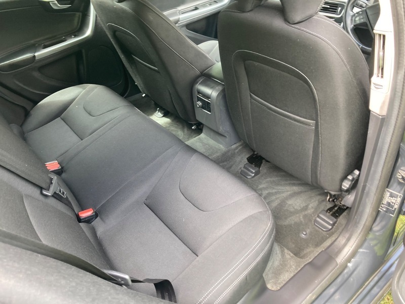 Volvo V60 2.4 D4 Lux Grey #69