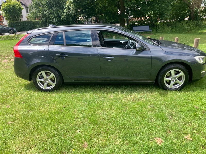 Volvo V60 2.4 D4 Lux Grey #49